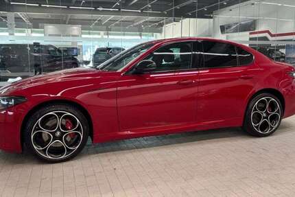 Alfa Romeo Giulia 18.324 km 37.660 &euro; Oberhausen 46049