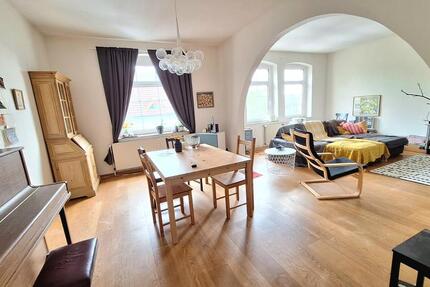 stilvolle Altbauwohnung im Jugendstilhaus, ETW 3 zimmer