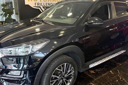 Hyundai TUCSON 100.000 km 14.950 € Essen 45139