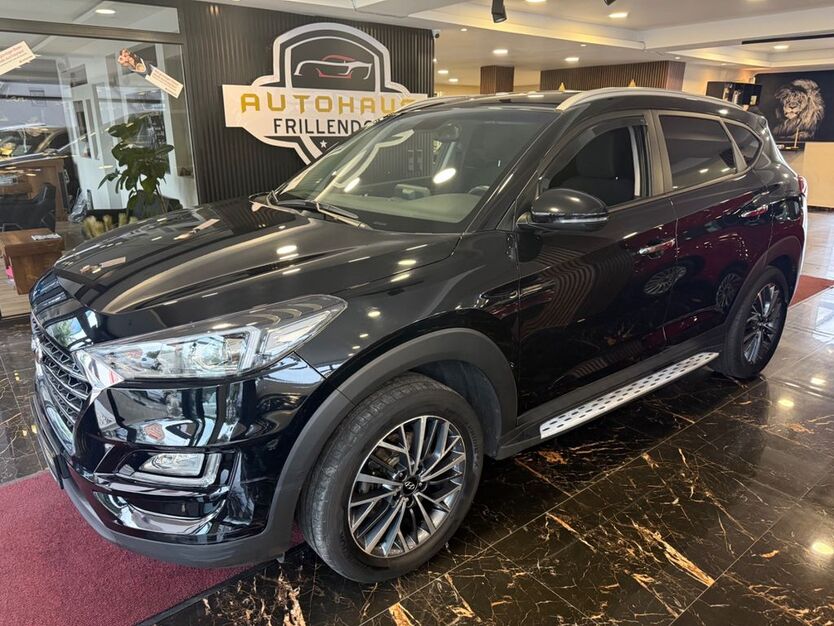 Hyundai TUCSON 100.000 km 14.950 € Essen 45139