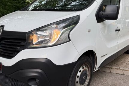 Renault Trafic 228.507 km 5.700 &euro; Essen 45276