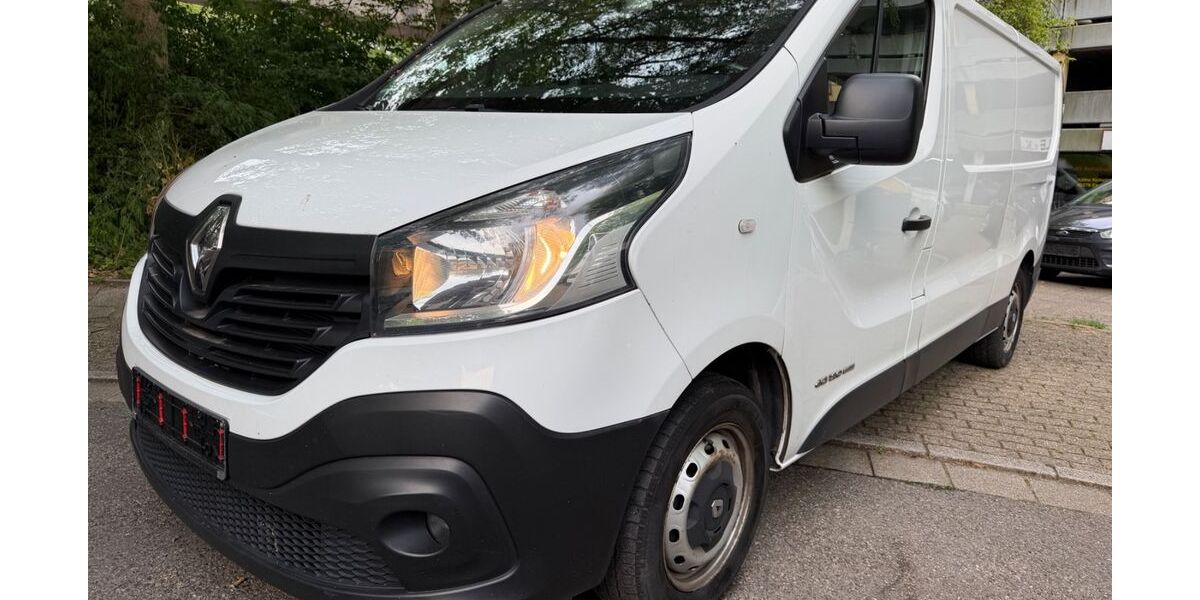 Renault Trafic 228.507 km 5.700 &euro; Essen 45276