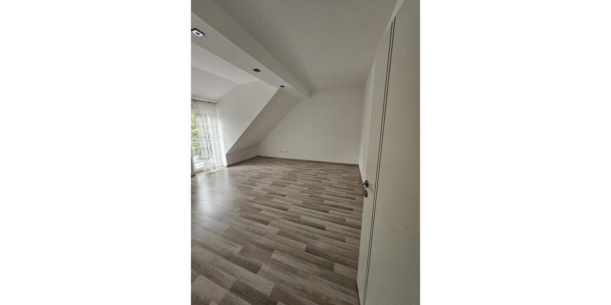 Helle Doppelhaushälfte in Gevelsberg mit viel Platz 4 zimmer