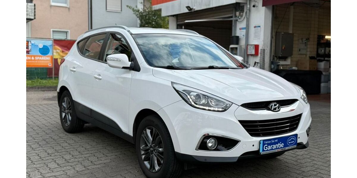 Hyundai ix35 107.743 km 9.950 &euro; Herne 44652