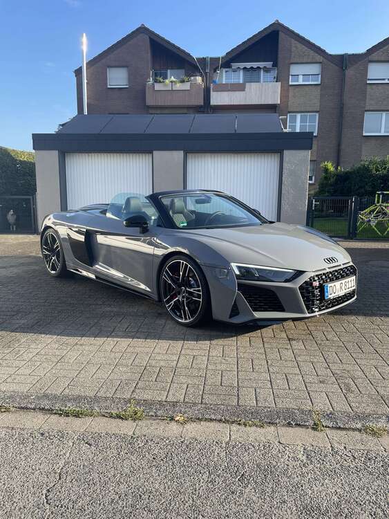 R8