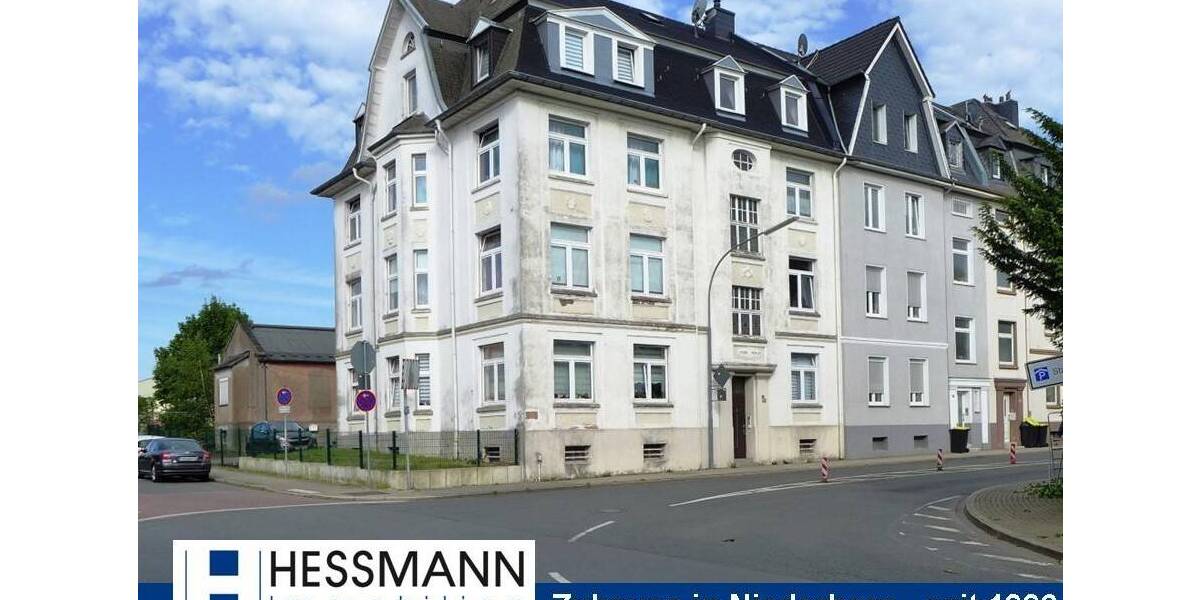Imposantes Mehrfamilienhaus mit separatem Hintergebäude in zentraler Lage von Velbert. zimmer