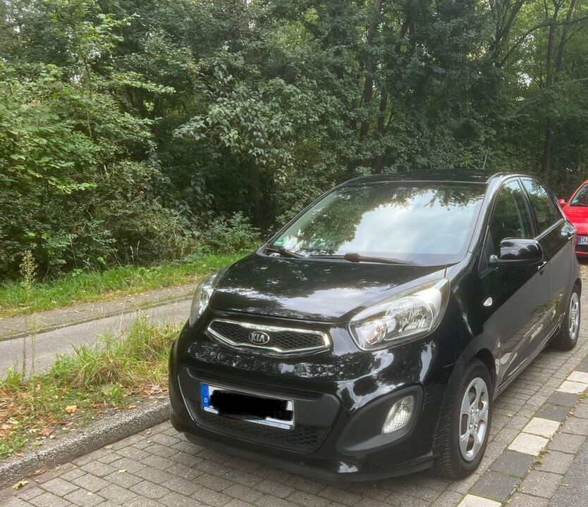 Kia Picanto 128.000 km 6.400 € Duisburg 47249