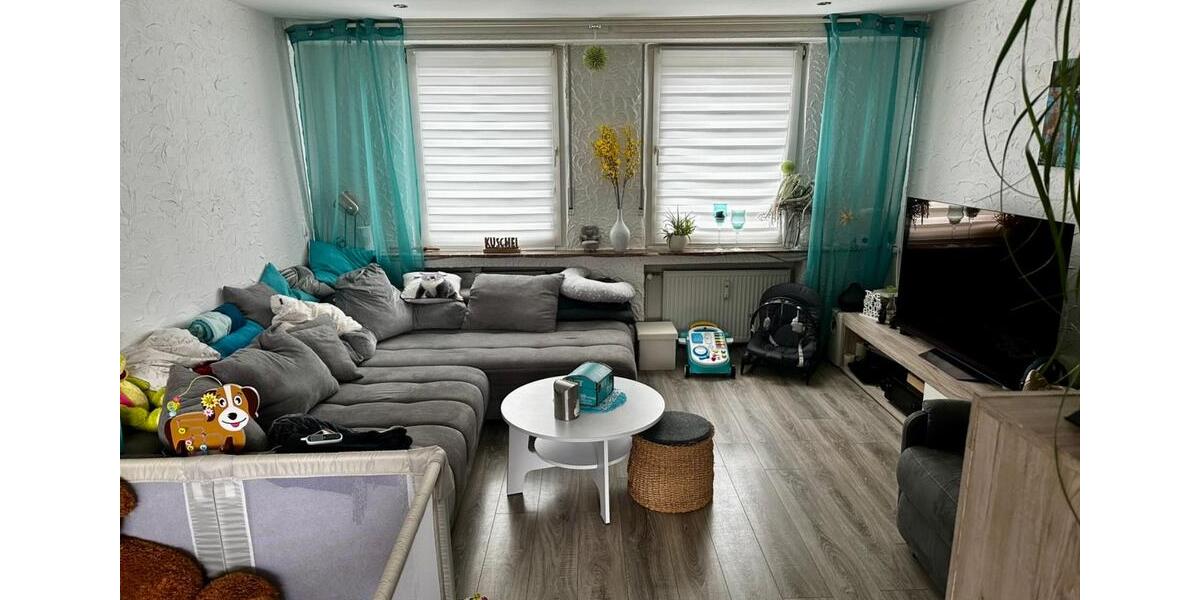 Dahlhausen: Renovierte 3,5 Zimmer EG Wohnung mit Terrasse 3.5 zimmer