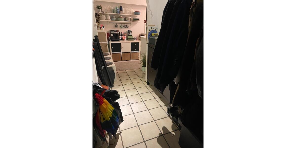 Kein jobcenter Rüttenscheid 70 qm 3,5 R + 6 qm Abstellr. + Kell 3 zimmer