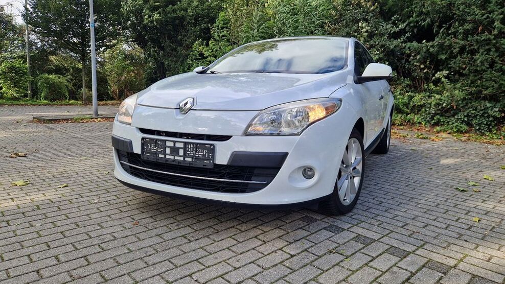Renault Megane 215.219 km 2.950 € Oberhausen 46149