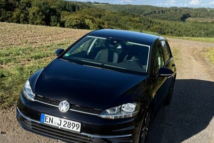 VW Golf 118.000 km 13.500 € Hagen 58091