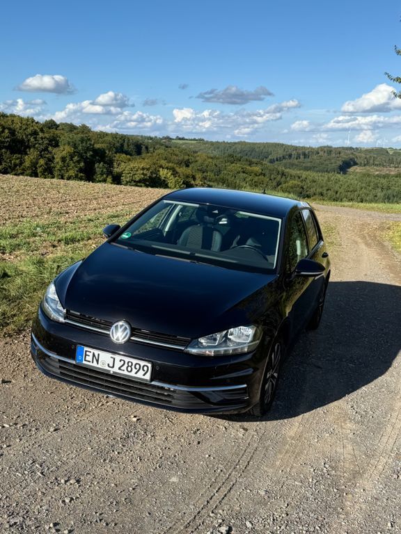 VW Golf 118.000 km 13.500 € Hagen 58091
