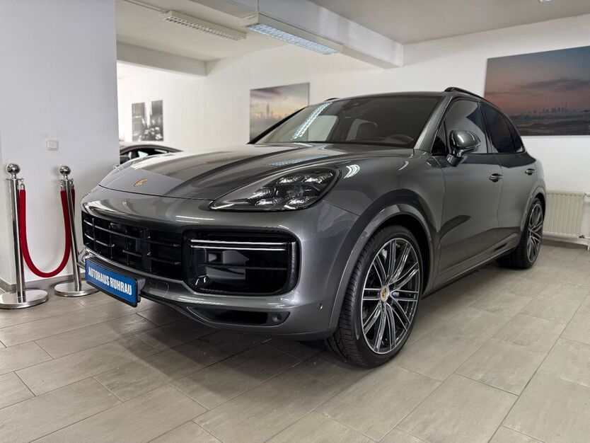 Porsche Cayenne 1.870 km 153.000 € Essen 45279