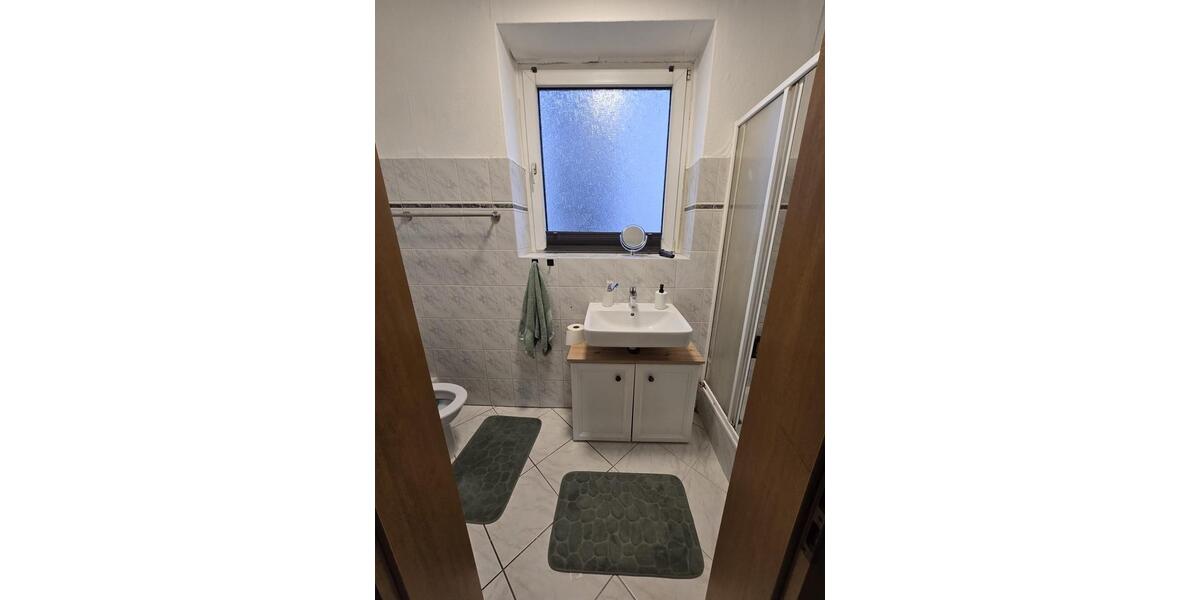 Wohnung zu vermieten Erdgeschoss mit Terrasse, Garage 3 zimmer