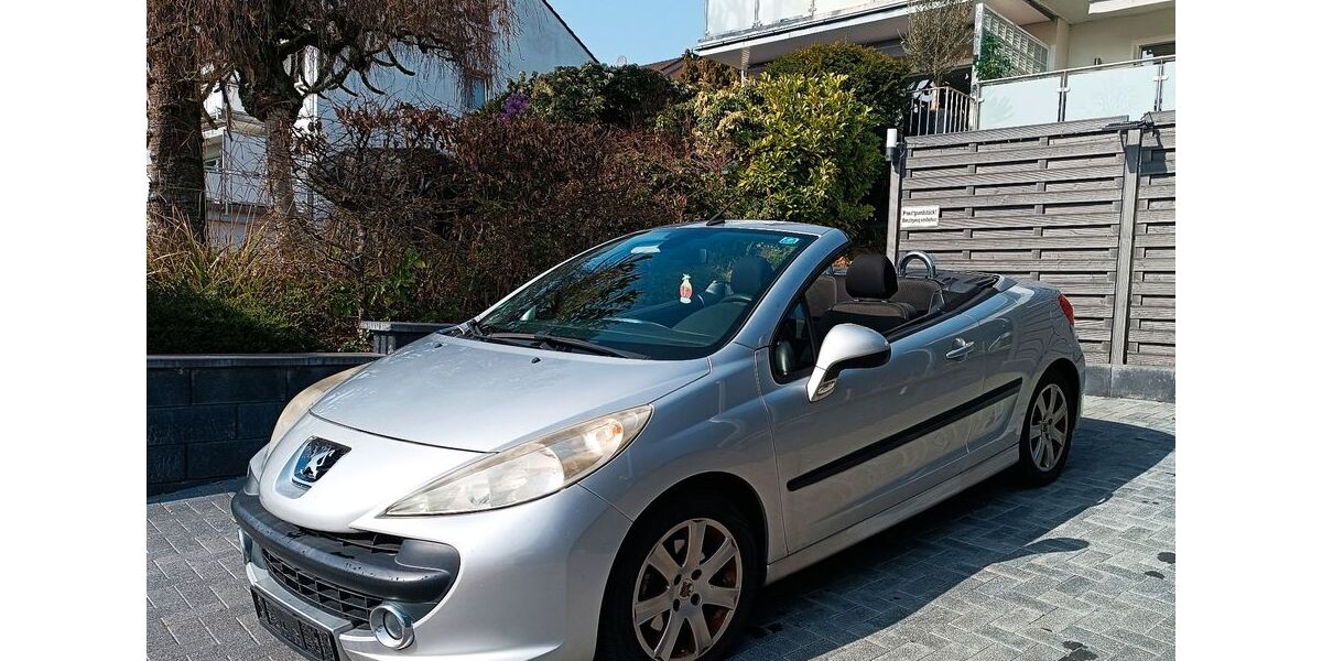 Peugeot 207 144.000 km 2.150 &euro; Dortmund 44265