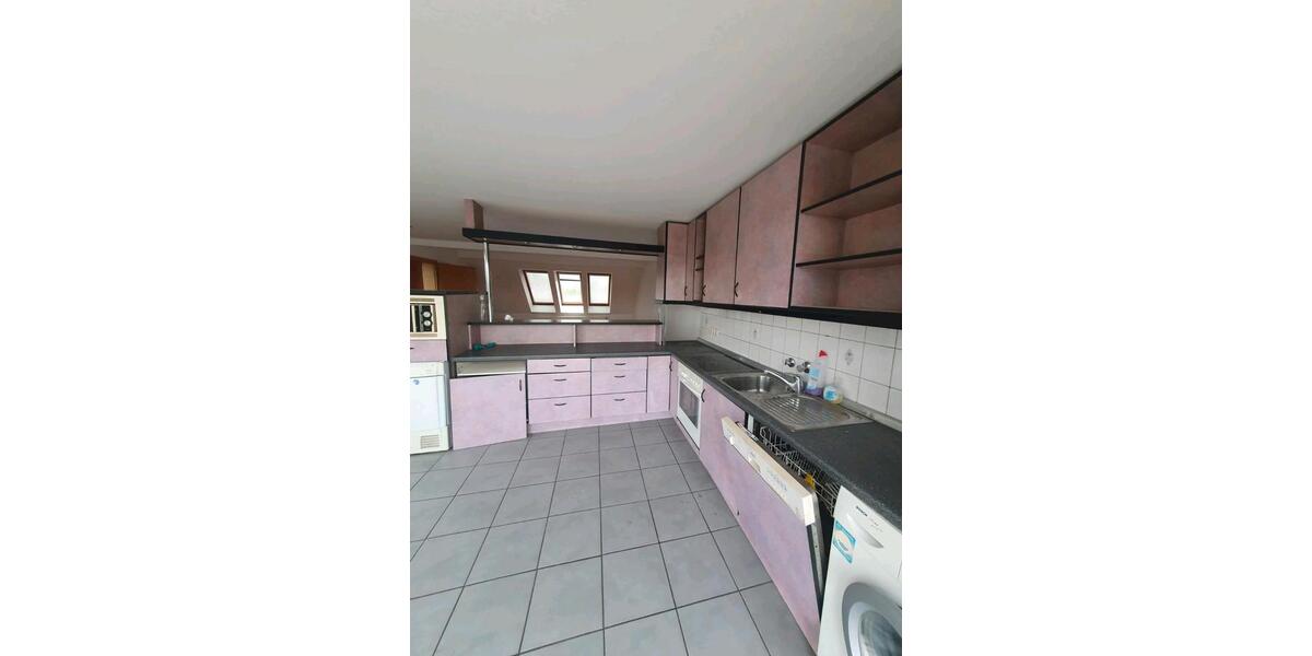 Dachgeschoßwohnung Gelsenkirchen - 2 Zimmer, 98 m&sup2;, 129.000&euro; | Angebot:25832405