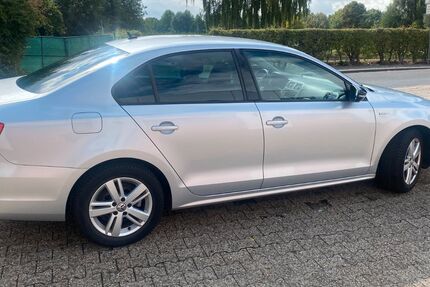 VW Jetta 121.000 km 6.500 € Lünen 44532