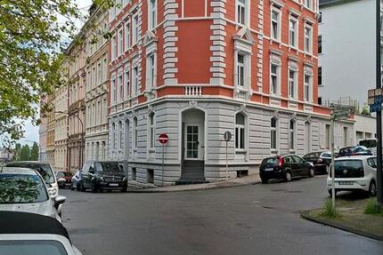 Haus Wuppertal Lichtenplatz - 51 Zimmer, 650 m&sup2;, 1.300.000&euro; | Angebot:27038006