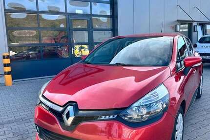 Renault Clio 99.400 km 6.099 &euro; Oberhausen 46145