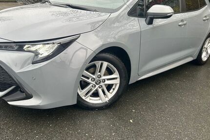Toyota Corolla 202.000 km 14.200 &euro; Wuppertal 42283