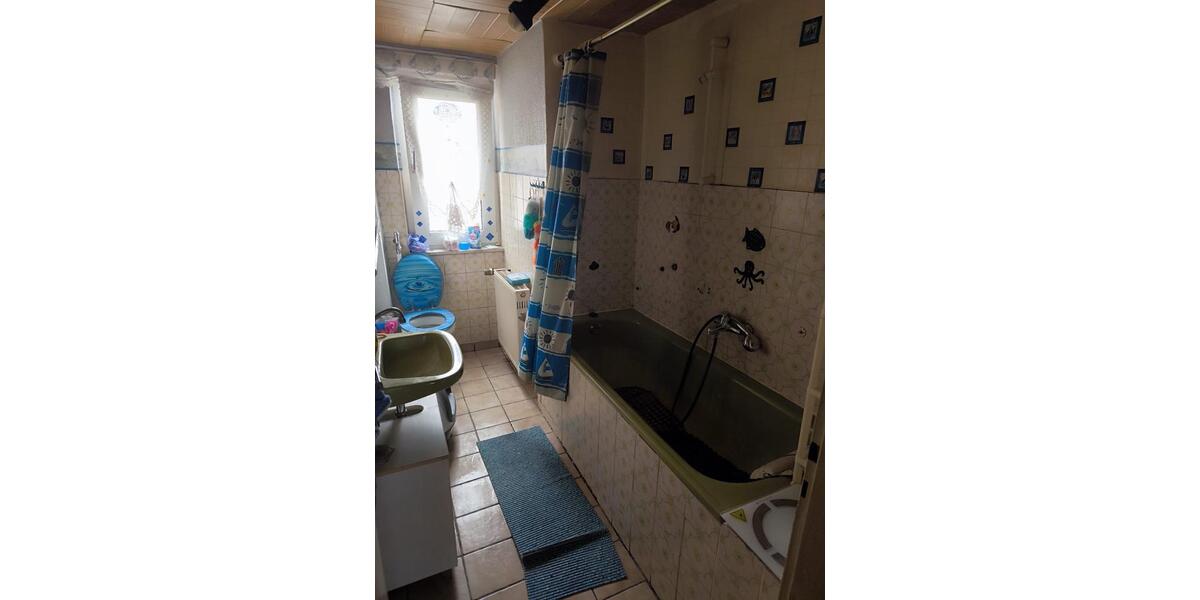 Dachgeschoßwohnung Gelsenkirchen Resse - 2.5 Zimmer, 65 m&sup2;, 500&euro; | Angebot:26594630