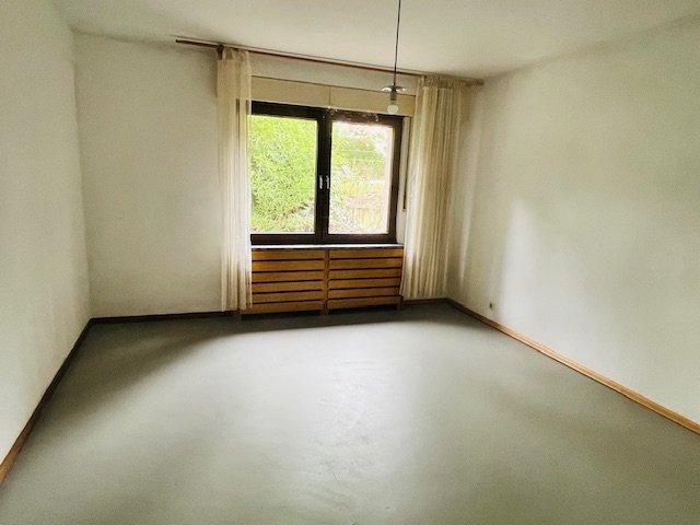 Mehrfamilienhaus, Wohnhaus Oberhausen Alsfeld - 10 Zimmer, 183 m&sup2;, 349.500&euro; | Angebot:26061066