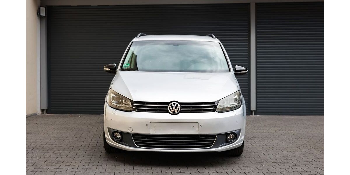VW Touran 283.000 km 6.600 &euro; Dortmund 44135