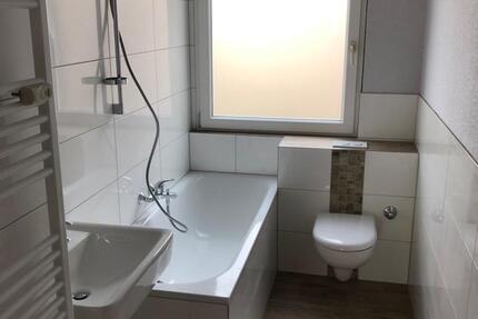 E-Rüttenscheid 84QM, renoviert, 3 Zimmer + Küche, 3. Obergeschoss 3 zimmer