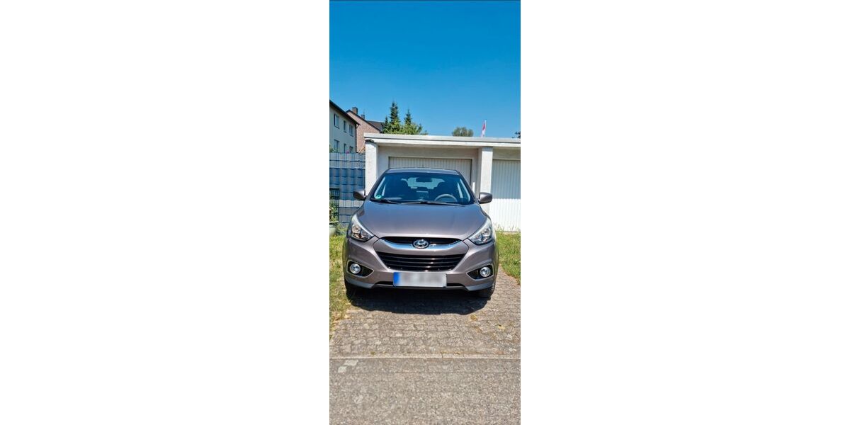 Hyundai ix35 106.066 km 9.399 &euro; Dorsten 46284