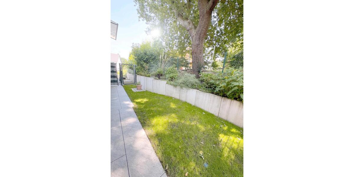 Neuwertige 2-Zimmer-Wohnung mit Terrasse und TG-Stellplatz 2 zimmer