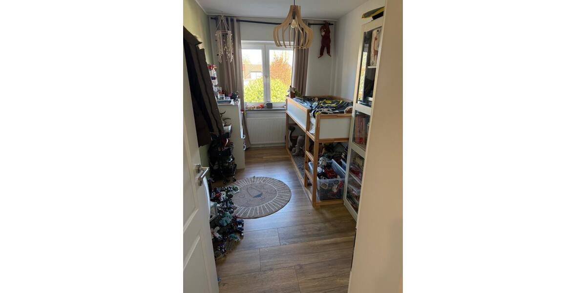 Etagenwohnung Lünen Brambauer - 3 Zimmer, 96 m&sup2;, 1.370&euro; | Angebot:26169944