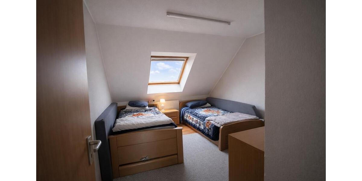 Dachgeschoßwohnung Castrop-Rauxel Rauxel - 3.5 Zimmer, 70 m&sup2;, 359&euro; | Angebot:25754019