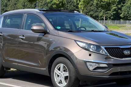 Kia Sportage 199.000 km 8.990 € Essen 45356