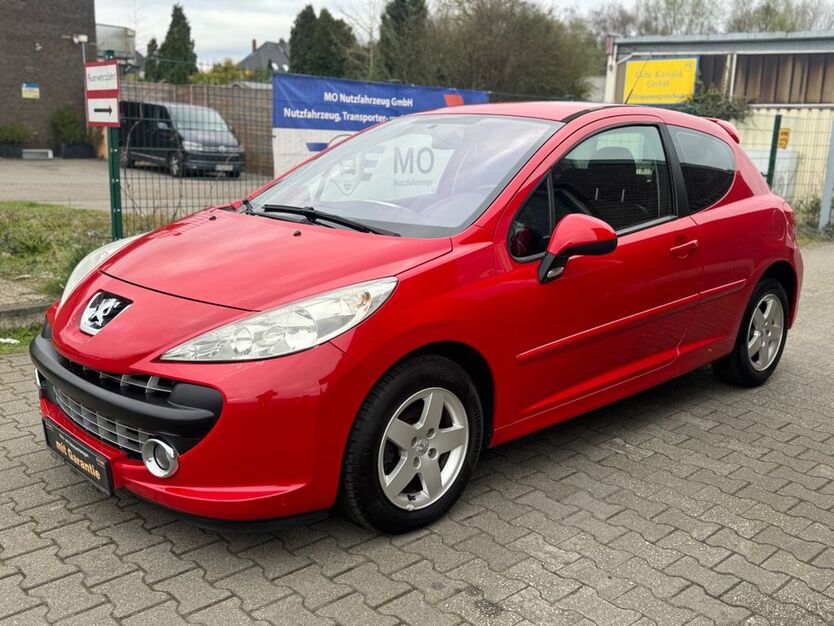 Peugeot 207 125.000 km 3.490 € Bottrop 46238