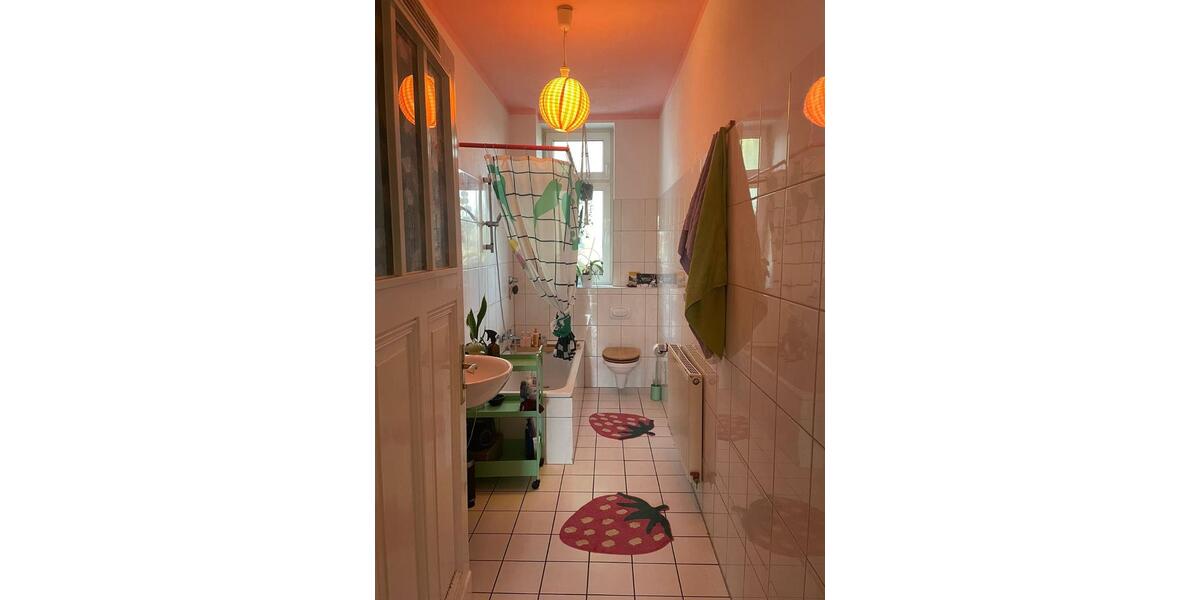 Etagenwohnung Essen Stadtbezirk IV - 4 Zimmer, 104 m&sup2;, 780&euro; | Angebot:25782671