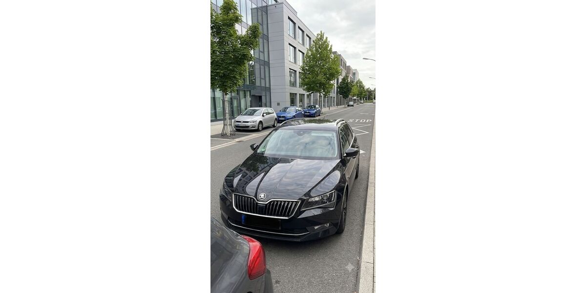 Skoda Superb 180.000 km 15.000 &euro; Oberhausen 46145