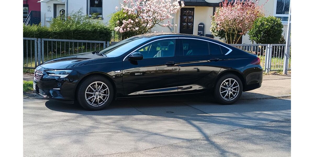 Opel Insignia 53.000 km 18.499 &euro; bottrop 46240