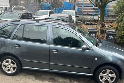 Skoda Fabia 210.000 km 890 &euro; Essen 45326