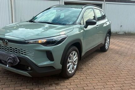 Toyota Corolla Cross 27.000 km 26.450 &euro; Dorsten 46282