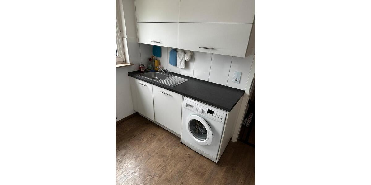 Attraktive, vollständig sanierte 2-Zimmer-Dachgeschosswohnung 2 zimmer