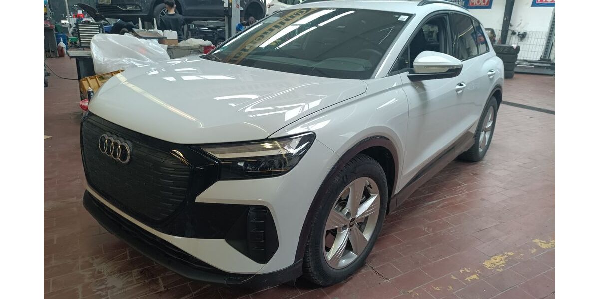 Audi Q4 e-tron 6.670 km 43.900 &euro; Wuppertal 42281