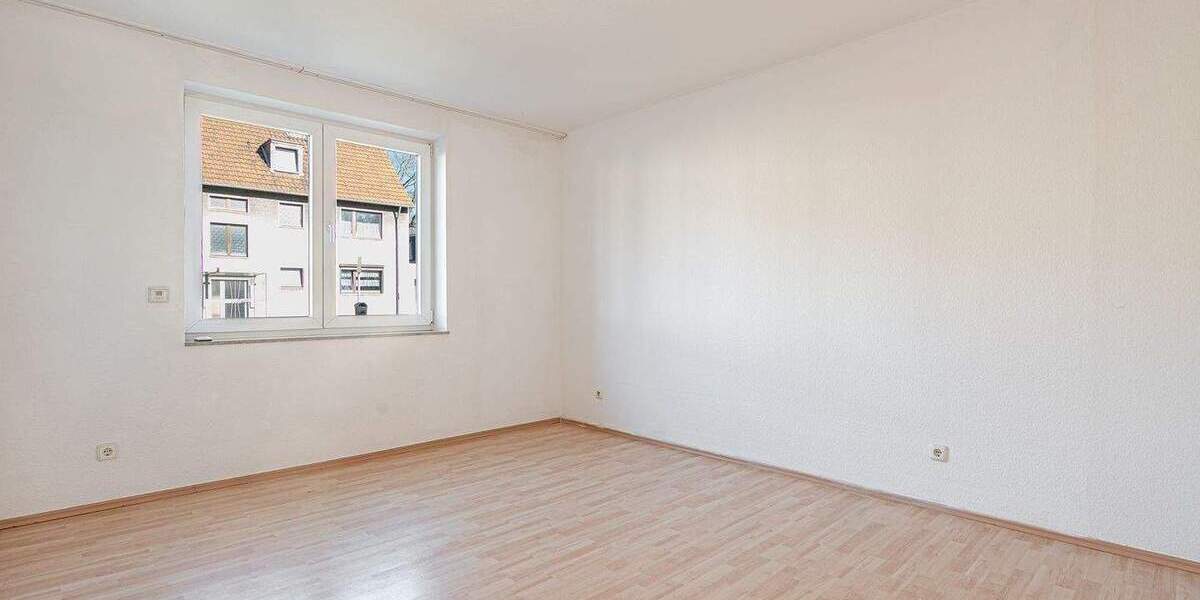 Etagenwohnung Mülheim an der Ruhr Dümpten - 3 Zimmer, 94 m&sup2;, 270.000&euro; | Angebot:25386701