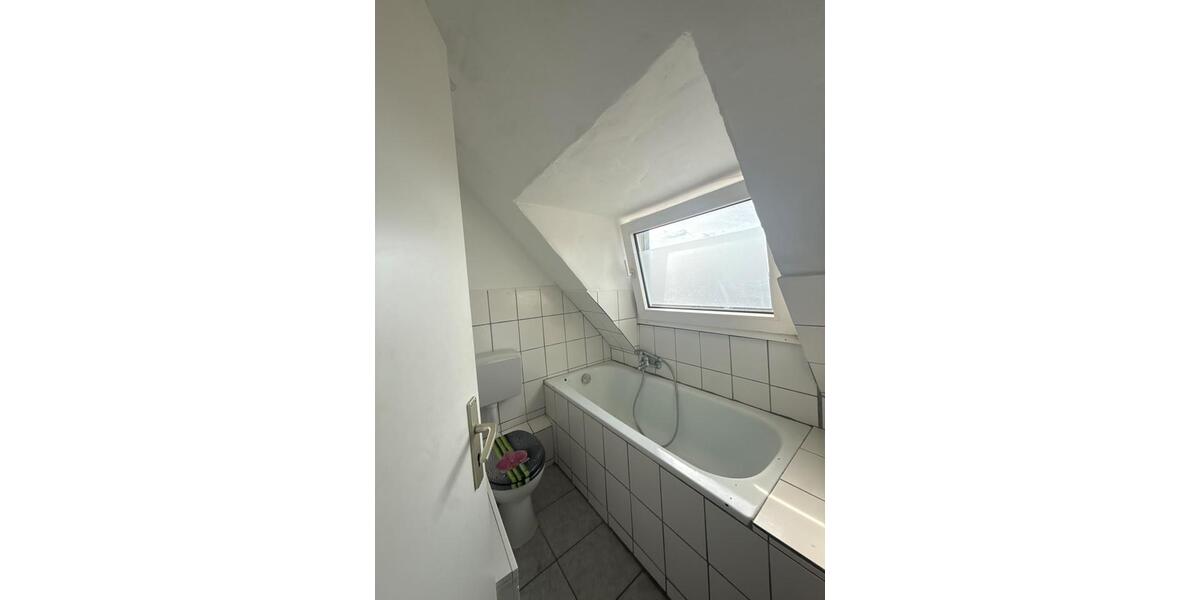 Dachgeschoßwohnung Hagen Hagen-Mitte - 2 Zimmer, 45 m&sup2;, 350&euro; | Angebot:27553974