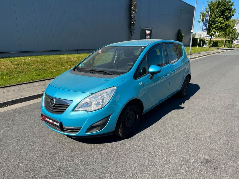 Opel Meriva 205.000 km 1.999 € Essen 45329