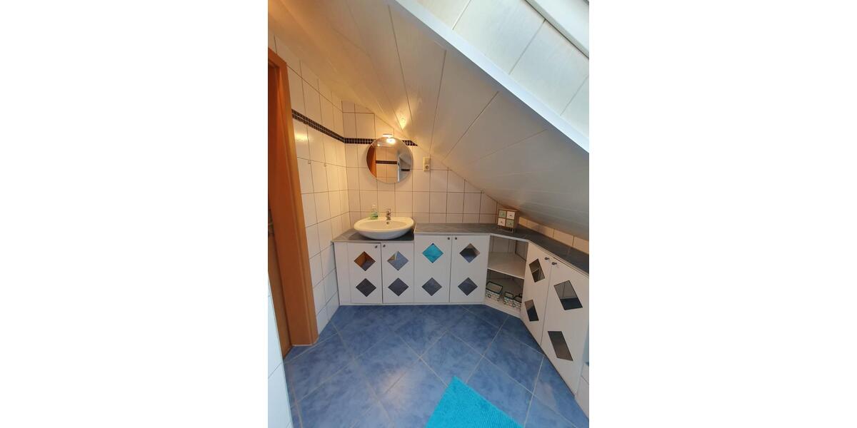 Dachgeschoßwohnung Dortmund Huckarde - 3 Zimmer, 73 m&sup2;, 175.000&euro; | Angebot:27496418