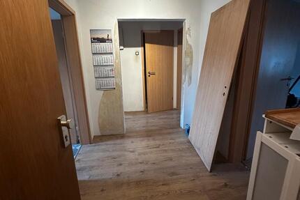 Dachgeschoss mit viel Potenzial zu Vermieten 3 zimmer