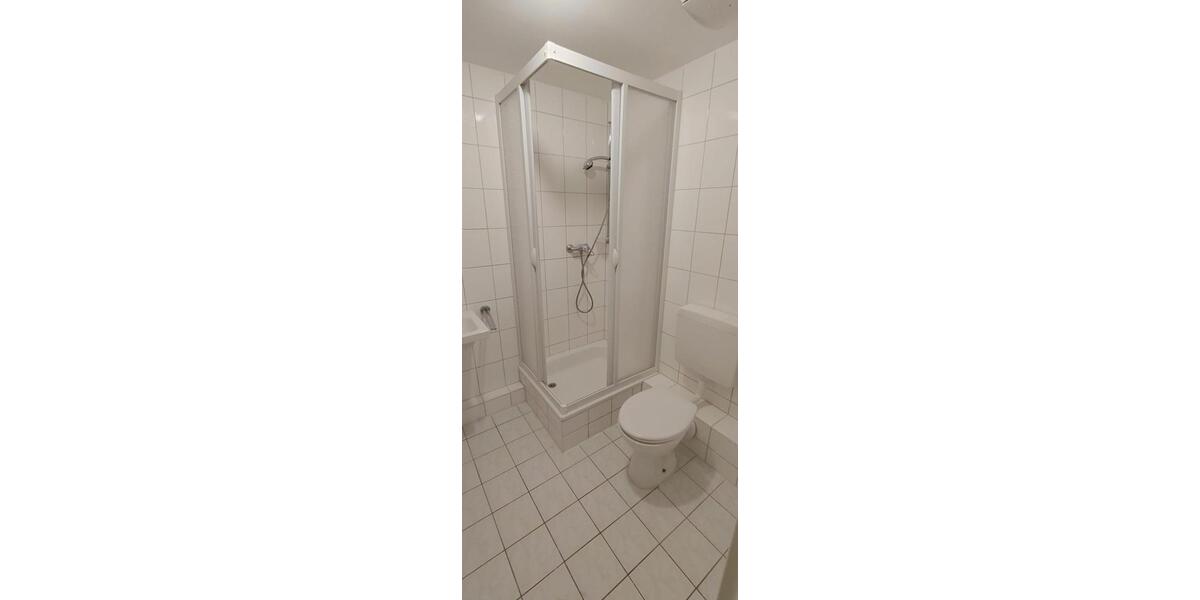 Dachgeschoßwohnung Oberhausen - 3 Zimmer, 80 m&sup2;, 229.000&euro; | Angebot:25098597