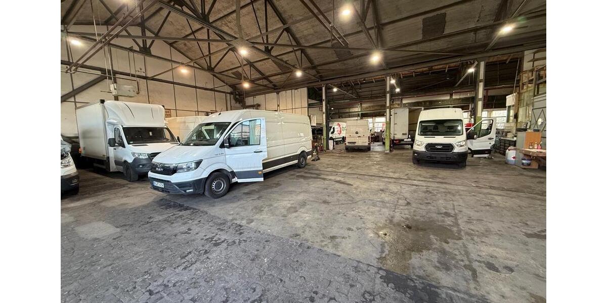 694 m² Lagerhalle mit Büro und Stellplätzen in zentraler Lage zimmer