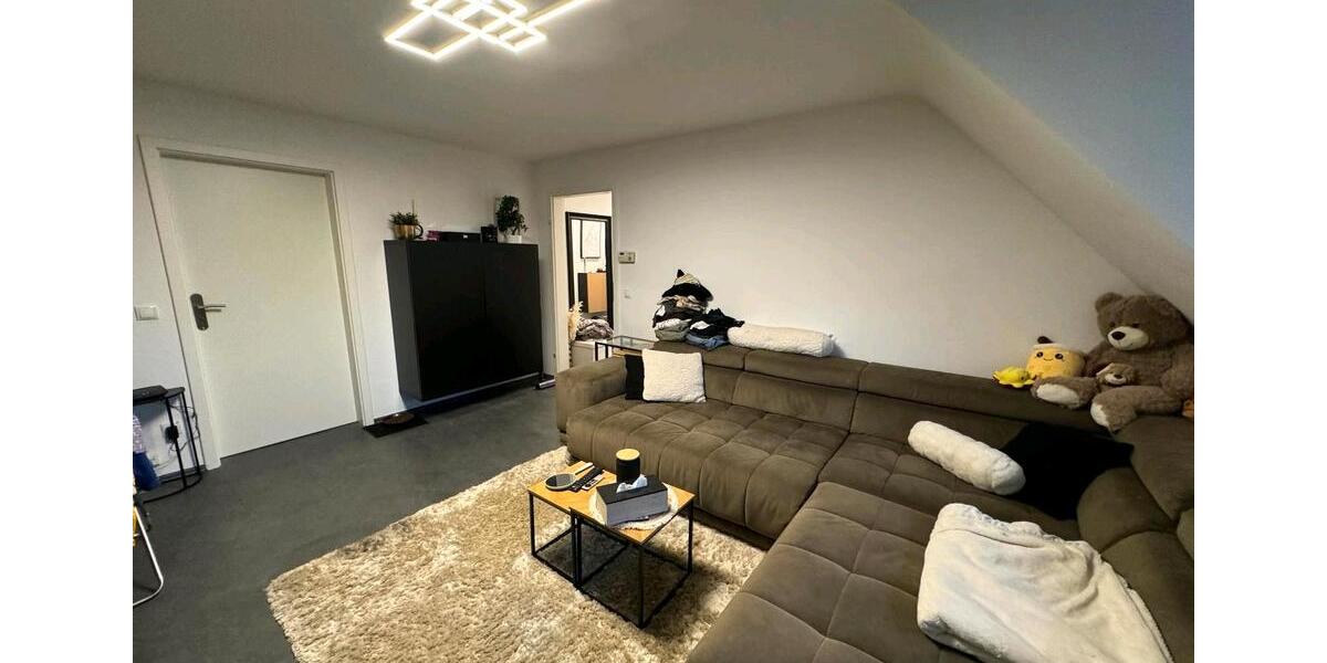 Dachgeschoßwohnung Bochum Eppendorf - 4 Zimmer, 80 m&sup2;, 173.000&euro; | Angebot:27525106