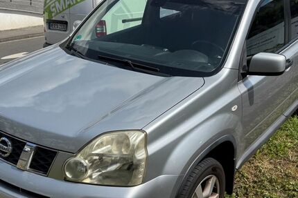Nissan X-Trail 215.500 km 4.980 &euro; Gevelsberg 58285